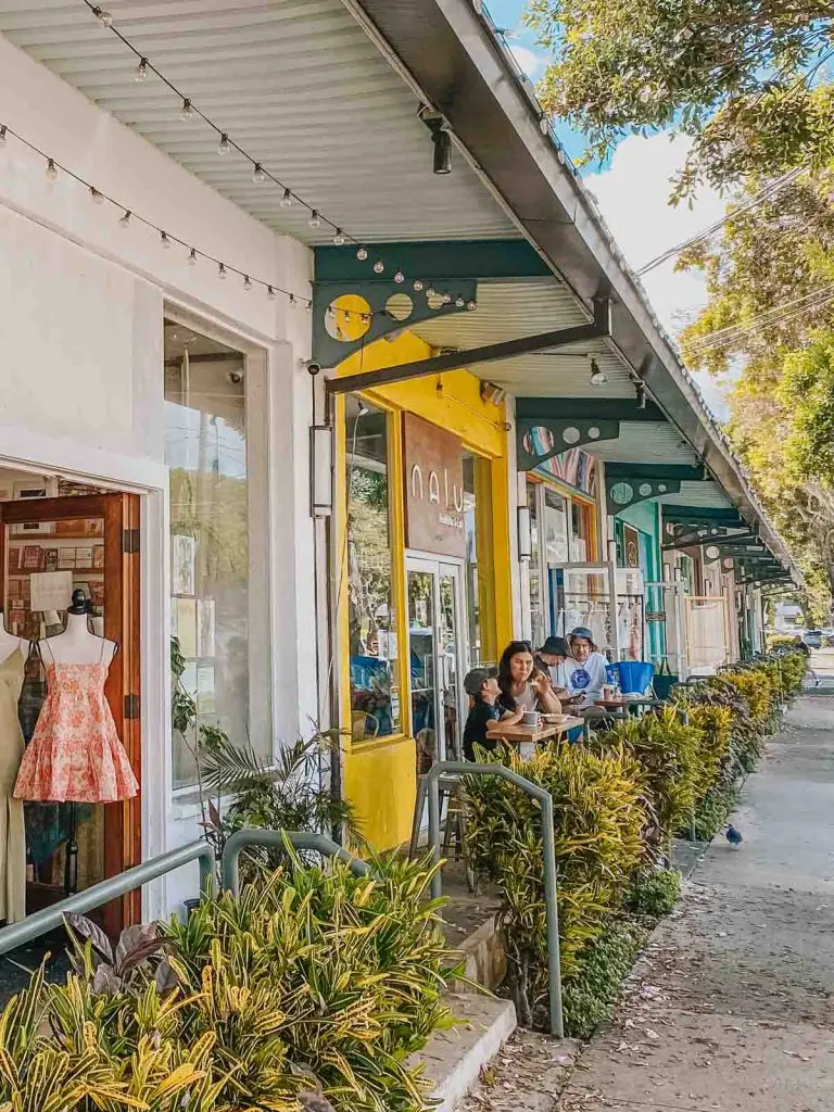 Shops in downtown Kailua, Oahu