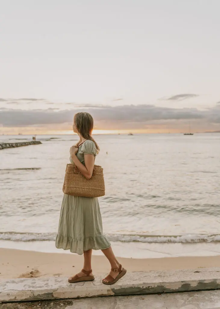 Walking by the ocean in Waikiki, an idea for what to wear in Waikiki, Oahu