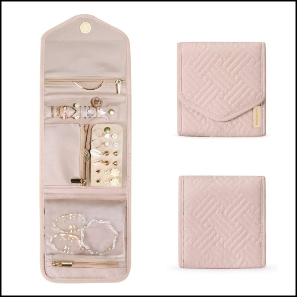 Compact jewelry organizer to keep jewelry untangled while traveling